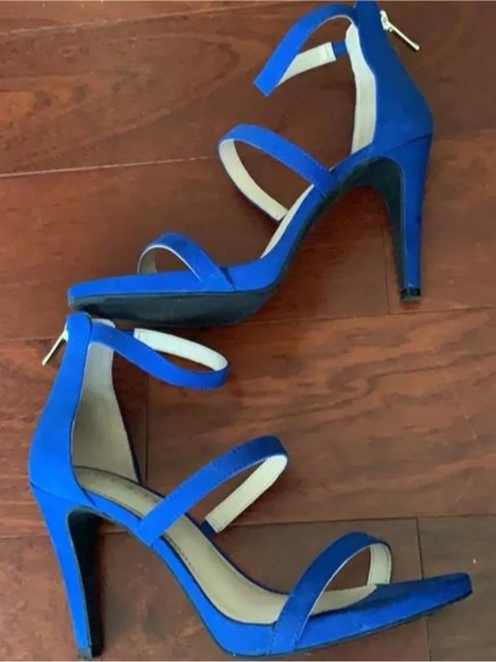 Kelly & Katie blue suede Hailee heels size US 6